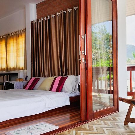 Baan Bhuwann Holiday Apartment Chaloklum Buitenkant foto