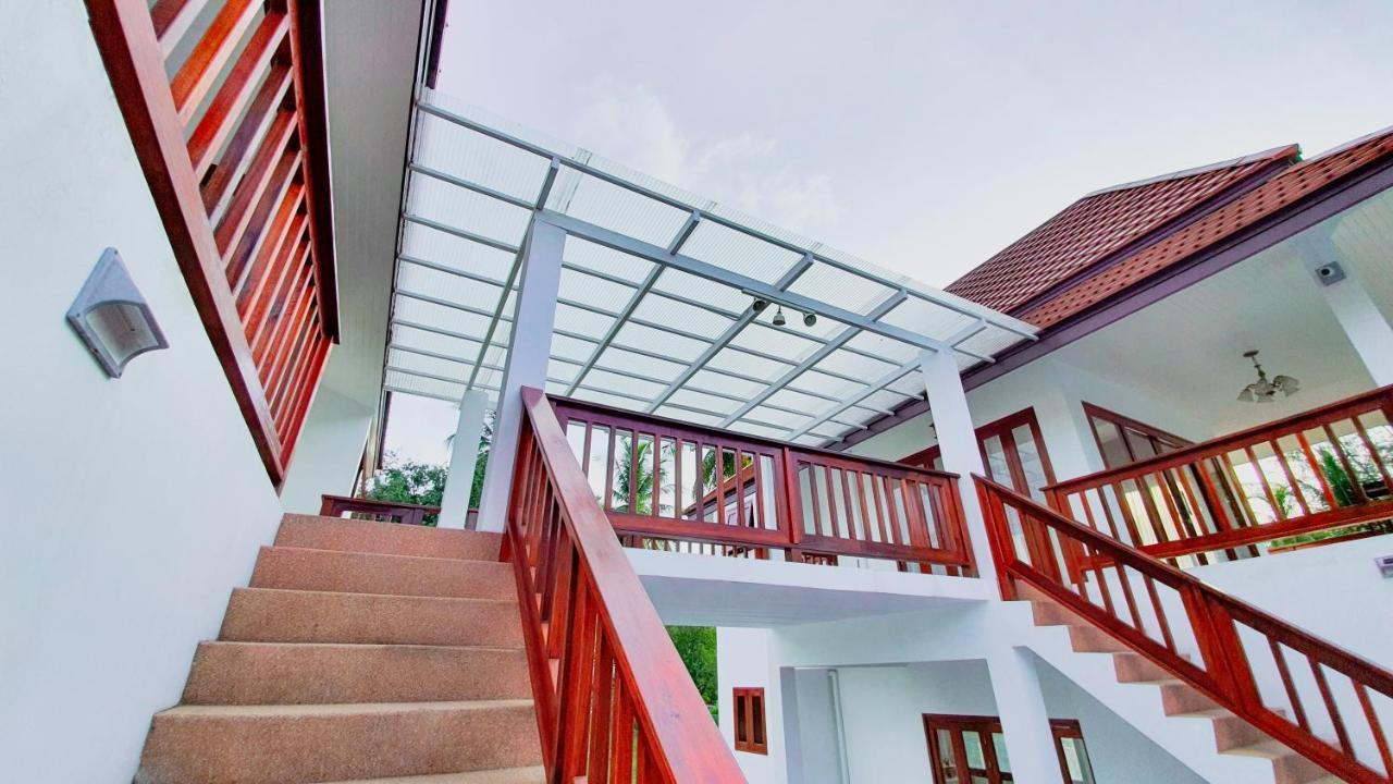Baan Bhuwann Holiday Apartment Chaloklum Buitenkant foto