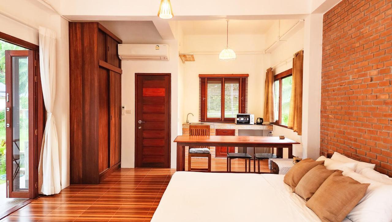 Baan Bhuwann Holiday Apartment Chaloklum Buitenkant foto