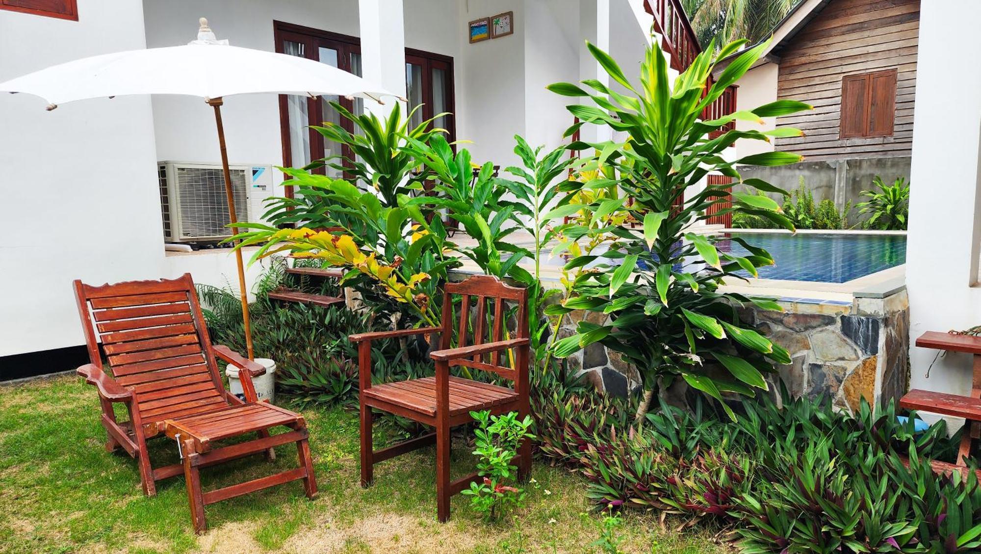 Baan Bhuwann Holiday Apartment Chaloklum Buitenkant foto