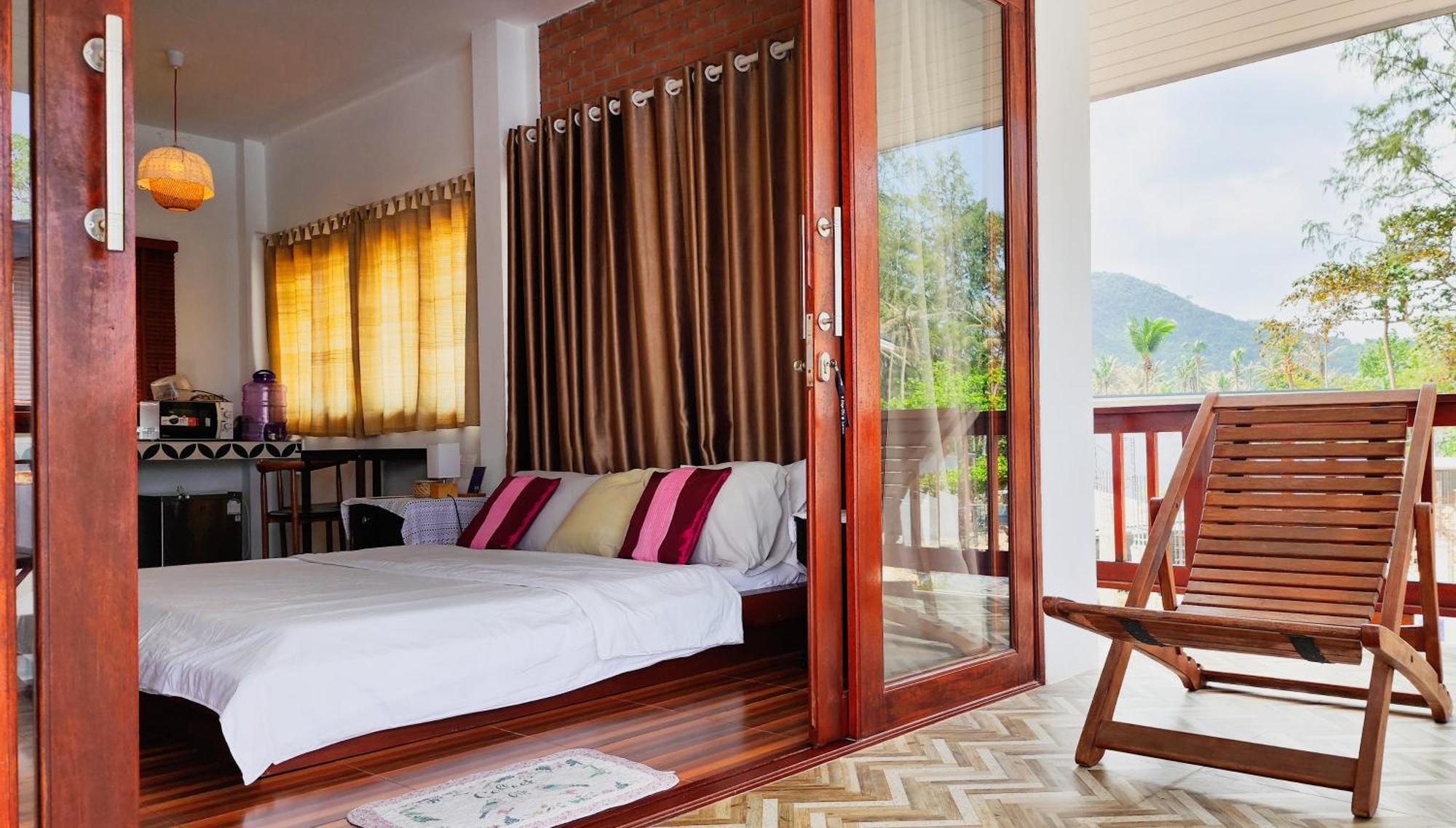 Baan Bhuwann Holiday Apartment Chaloklum Buitenkant foto