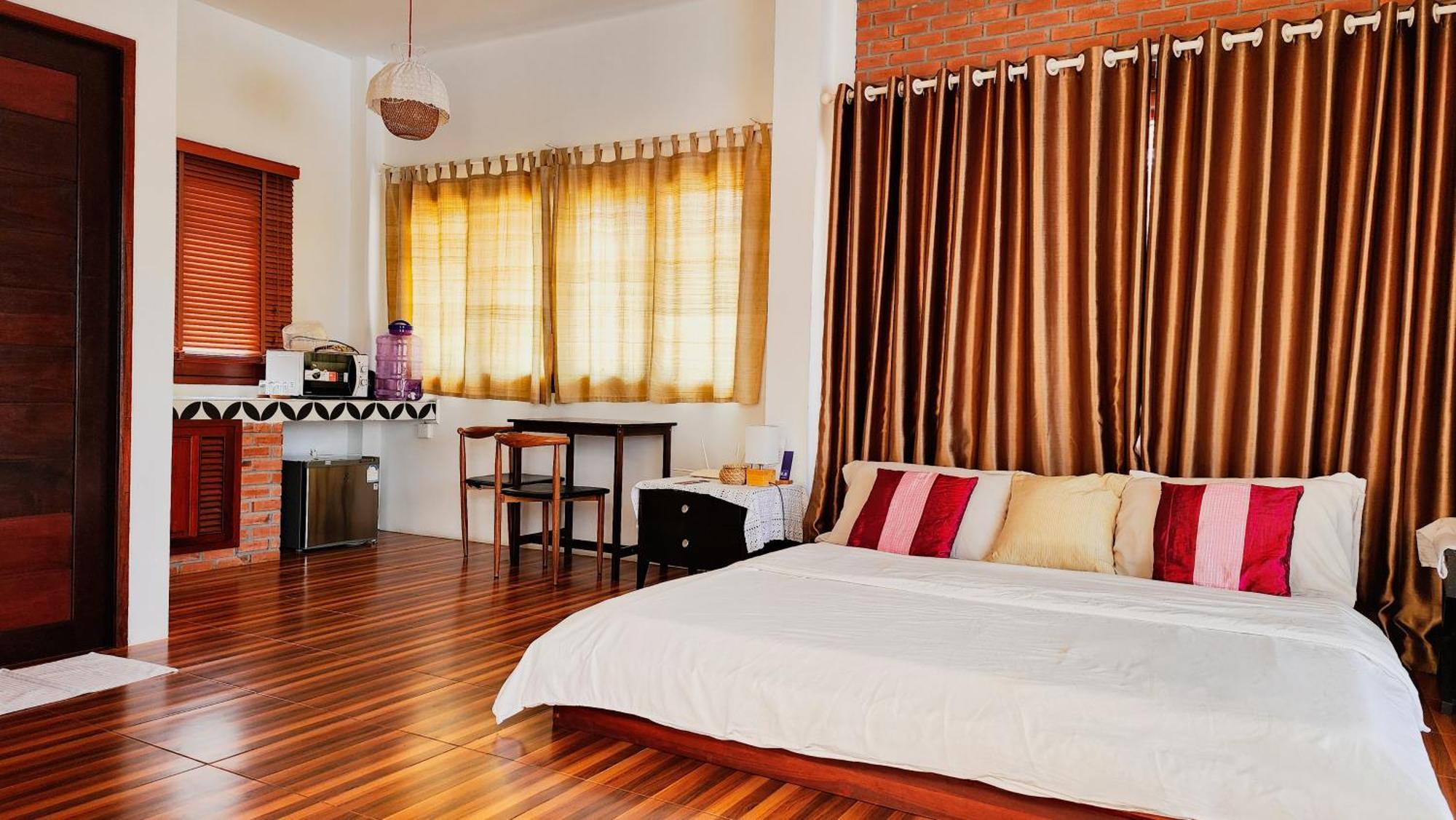 Baan Bhuwann Holiday Apartment Chaloklum Buitenkant foto